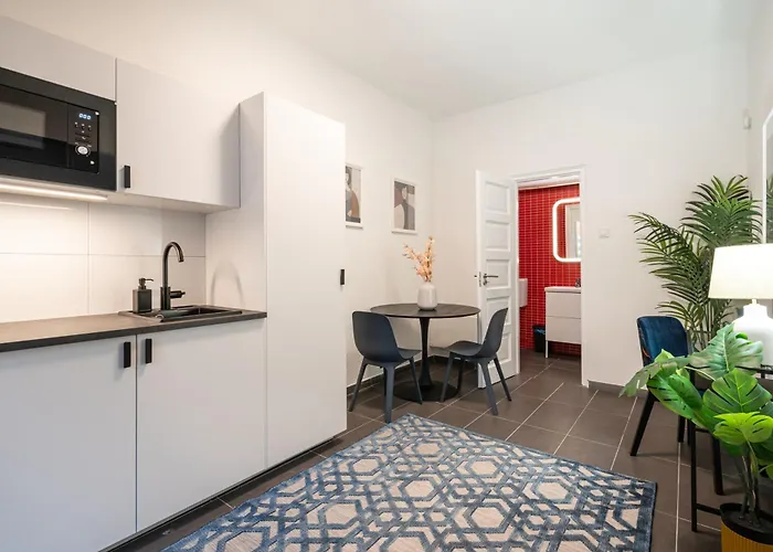 R10- Boutique Apartments, Location. By Bqa * Budapeşte