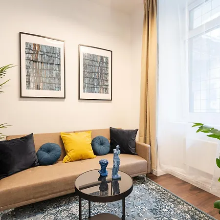 Appartement R10- Boutique Apartments, Location. By Bqa *