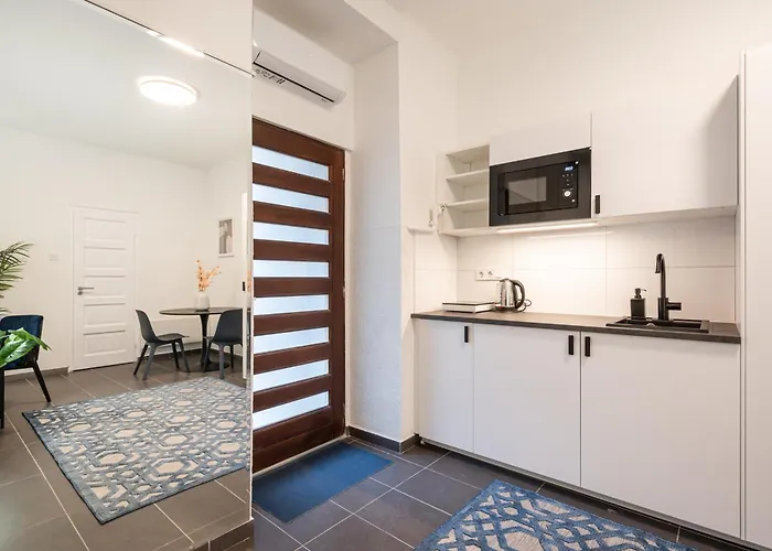 R10- Boutique Apartments, Location. By Bqa * Budapest